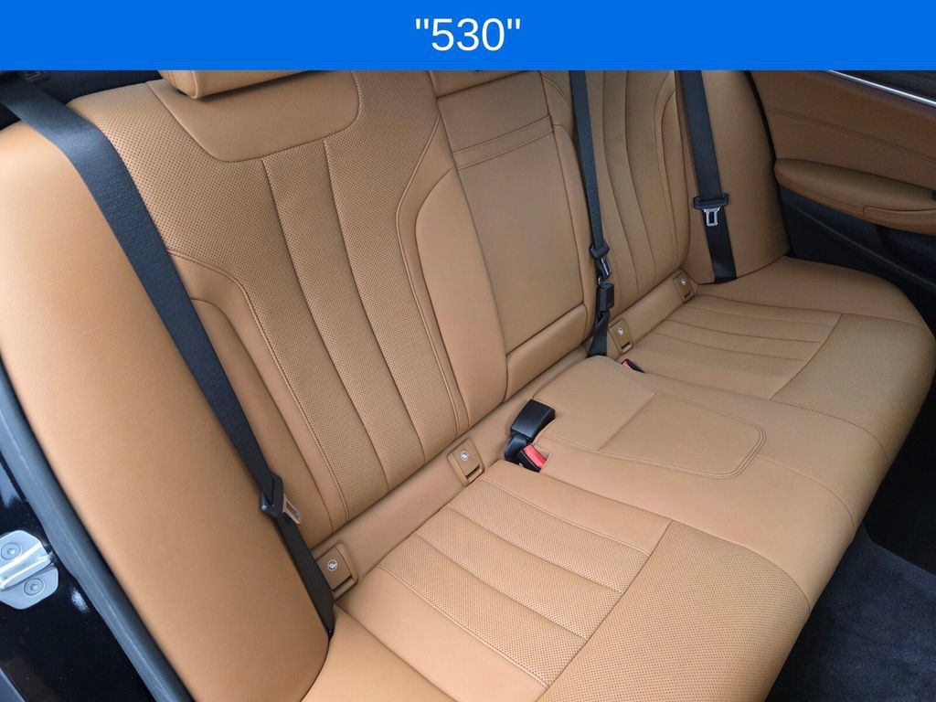 Used 2021 BMW 530i w/ M Sport Package RWD image 28