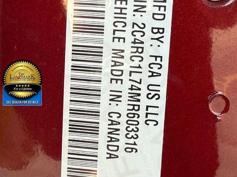 Used 2021 Chrysler Pacifica Touring-L image 24