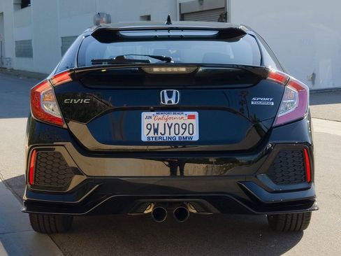 Used 2019 Honda Civic Sport Touring image 6