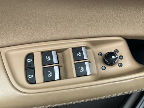 Used 2022 Audi Q8 Prestige image 15