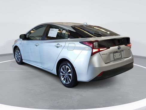 Used 2020 Toyota Prius XLE w/ Advanced Technology Package FWD image 7