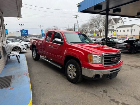 Used 2011 GMC Sierra 1500 SLE w/ Power Tech Package AWD/4WD image 2