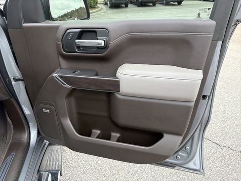 Used 2021 GMC Sierra 1500 SLT image 26