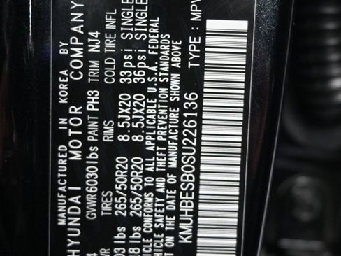 Used 2025 Genesis GV80 2.5T Advanced image 9