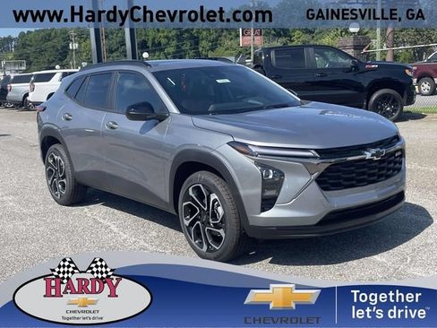 New 2026 Chevrolet Trax RS w/ Sunroof Package FWD image 1