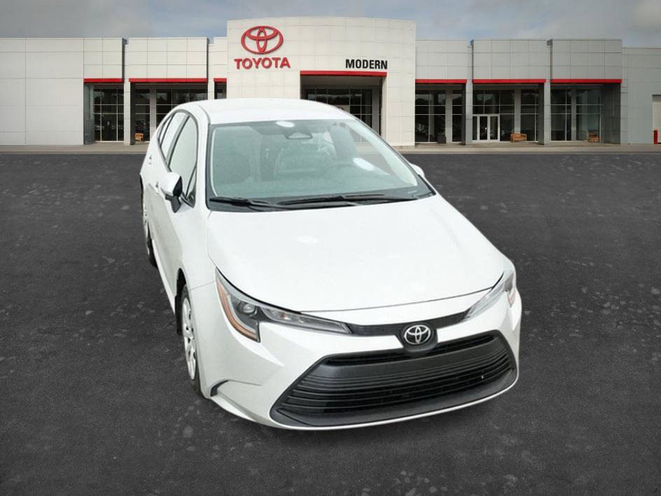 New 2027 Toyota Corolla LE FWD image 4