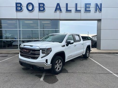 Used 2025 GMC Sierra 1500 SLT image 1