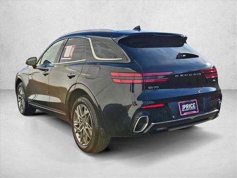 Used 2023 Genesis GV70 2.5T w/ Select Package image 2