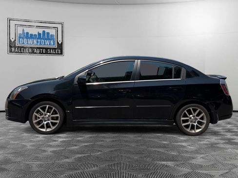Used 2007 Nissan Sentra SE-R Spec V w/ Sunroof Pkg FWD image 9