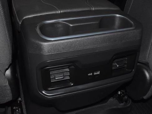 Used 2024 Chevrolet Silverado 1500 LT Trail Boss w/ Convenience Package II image 31