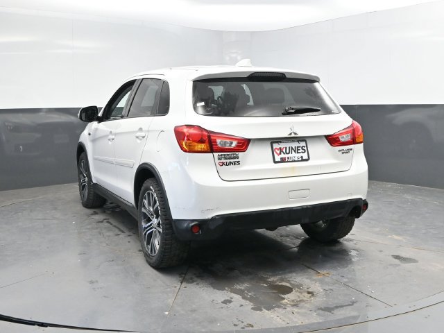 Used 2017 Mitsubishi Outlander Sport AWD image 9