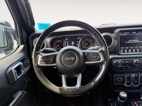 Used 2021 Jeep Gladiator Overland AWD/4WD image 15