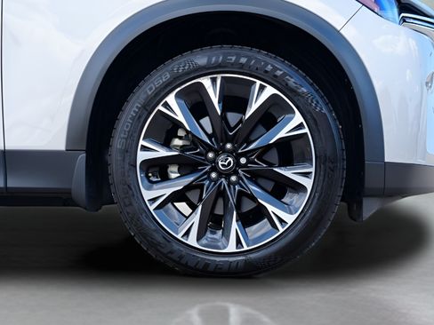 Used 2024 MAZDA CX-90 Plug-In Hybrid w/ Premium Plus AWD/4WD image 9