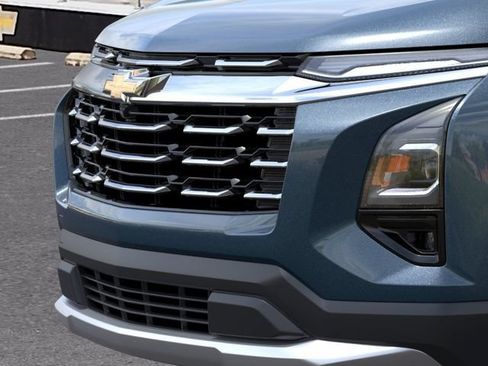 New 2027 Chevrolet Equinox LT w/ Convenience Package II FWD image 13