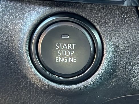 Used 2023 MAZDA MAZDA3 s image 17