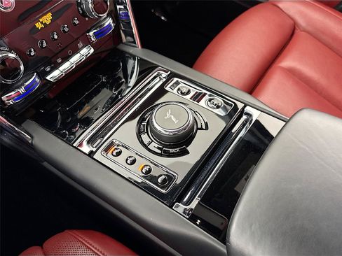 Used 2021 Rolls-Royce Cullinan AWD/4WD image 21