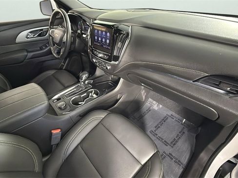 Certified 2023 Chevrolet Traverse LT image 35