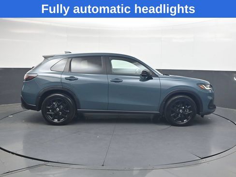 Used 2024 Honda HR-V Sport image 3