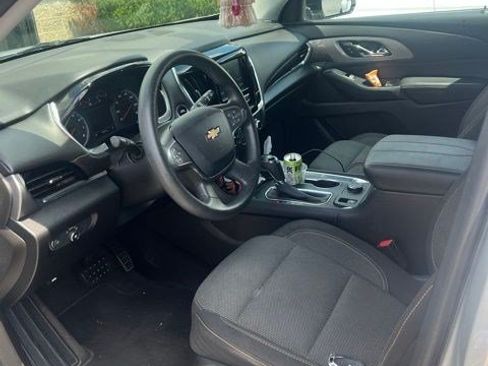 Used 2019 Chevrolet Traverse LS FWD image 10
