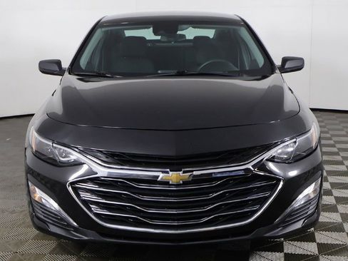 Used 2025 Chevrolet Malibu LS image 8