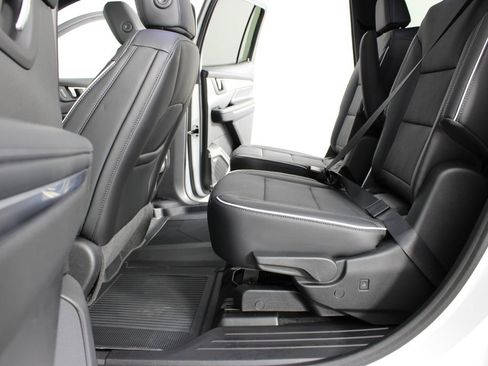 New 2026 Buick Enclave Preferred AWD/4WD image 21