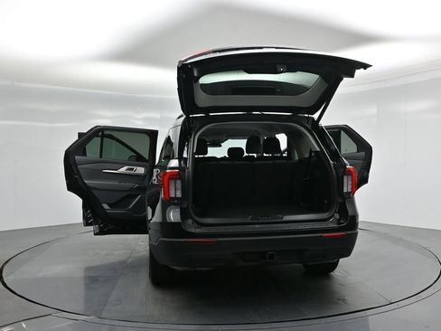 Certified 2025 Ford Explorer Active image 31