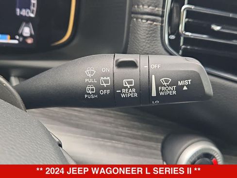 Used 2024 Jeep Wagoneer L Series II RWD image 24