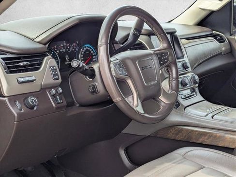 Used 2018 GMC Yukon Denali w/ Denali Ultimate Package image 9