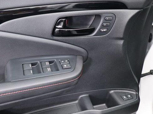 Used 2024 Honda Passport Black Edition image 24