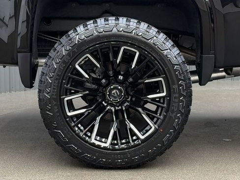 Used 2026 GMC Sierra 1500 Denali Ultimate AWD/4WD image 11