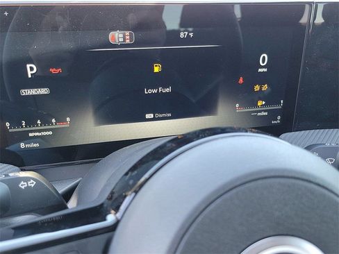 New 2026 Nissan Kicks SR image 13