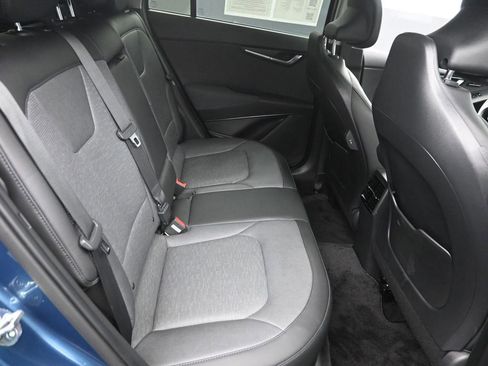 Used 2023 Kia Niro SX Touring FWD image 8