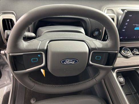 New 2026 Ford Expedition Active image 12