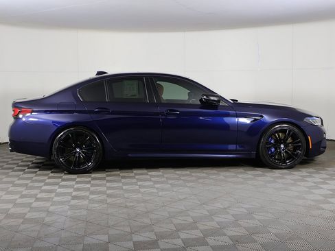 Used 2021 BMW M5 image 22