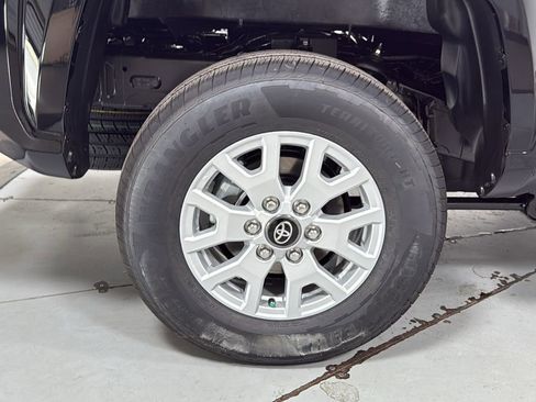 New 2026 Toyota Tacoma SR5 image 22
