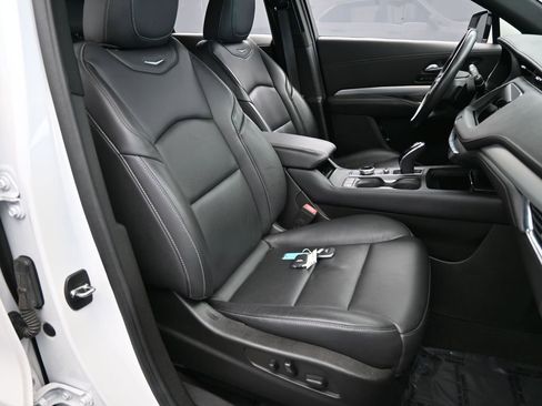 Used 2022 Cadillac XT4 Premium Luxury w/ Enhanced Visibility Package image 53