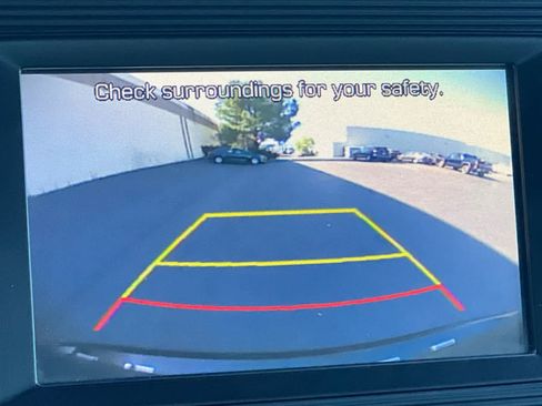 Used 2020 Hyundai Elantra SE FWD image 19