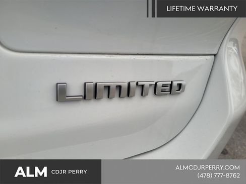 New 2025 Jeep Grand Cherokee L Limited AWD/4WD image 12