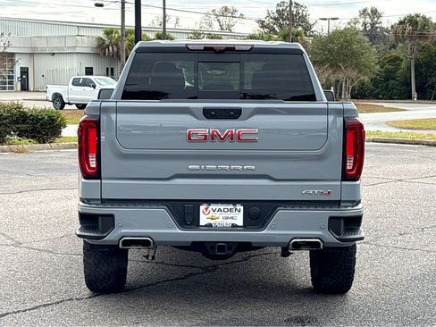 Used 2024 GMC Sierra 1500 AT4 w/ Technology Package image 23