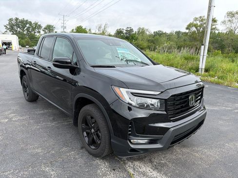 Used 2023 Honda Ridgeline Black Edition image 9