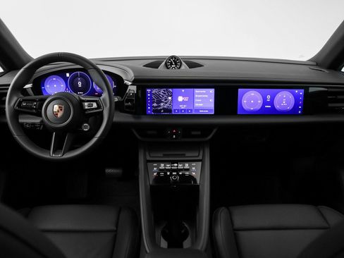 New 2025 Porsche Macan 4 Electric image 33