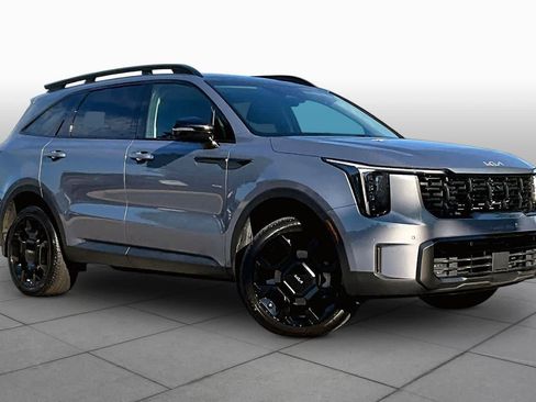 Used 2024 Kia Sorento SX AWD/4WD image 2