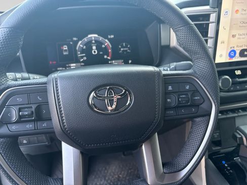 Used 2026 Toyota Tundra Limited AWD/4WD image 12