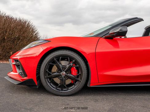 Used 2021 Chevrolet Corvette Stingray Convertible 3LT Z51 w/ Z51 Performance Package image 4