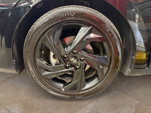 Used 2026 Hyundai Elantra Sport image 26