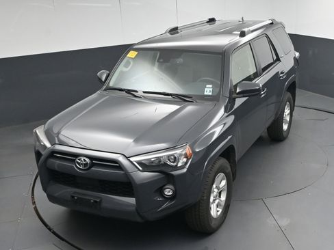 Certified 2024 Toyota 4Runner SR5 image 31