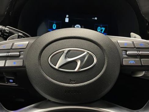 Used 2024 Hyundai Palisade Calligraphy image 16