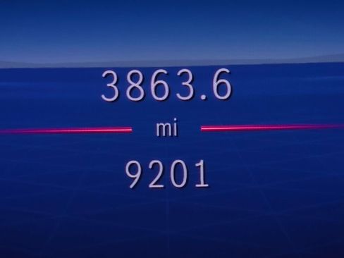 Used 2025 Mercedes-Benz CLA 250 4MATIC image 36