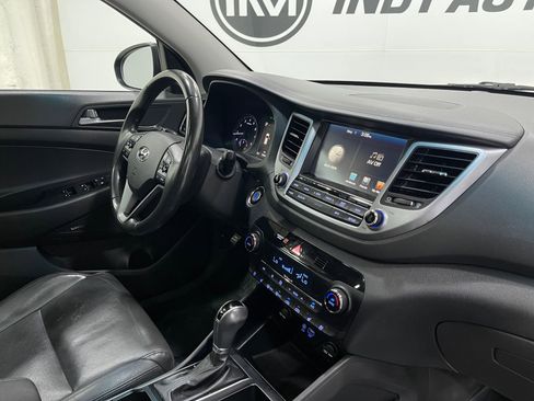 Used 2017 Hyundai Tucson Limited w/ Limited Ultimate Package 03 FWD image 19