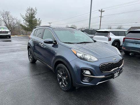 Used 2020 Kia Sportage S w/ S Sunroof Package image 3